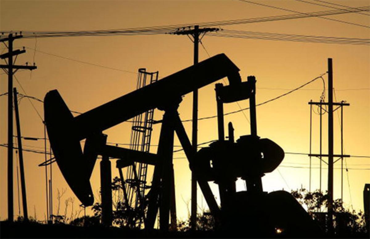 Market will remain volatile due to continuous fall in crude oil prices